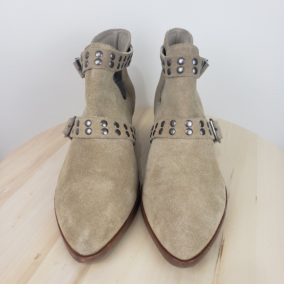 Anthropologie Matisse Neil Booties Size 8.5 Suede Leather Studded Buckle Western - Picture 4 of 14